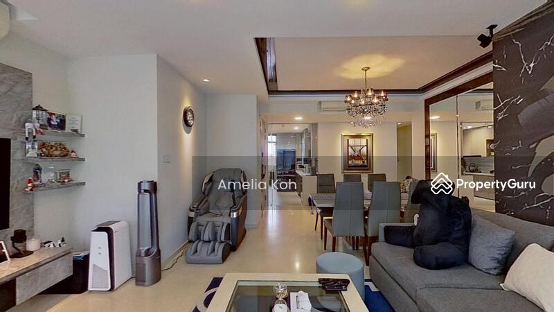 SE Facing Bright Living n Dining Areas