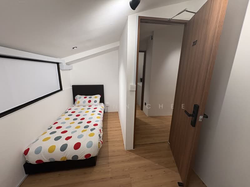 For Rent - China town centre (centre temple street)