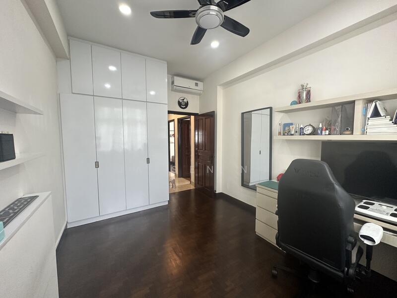 2nd Bedroom
