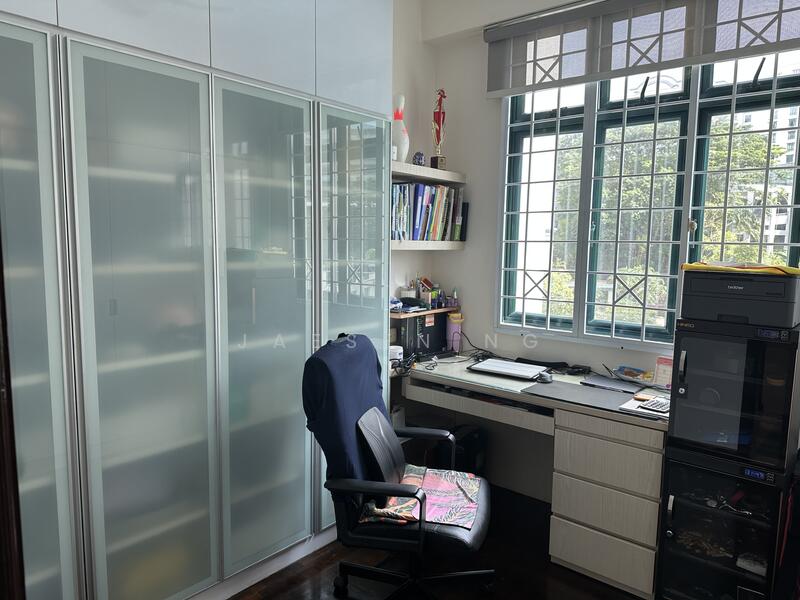 4th Room/Study