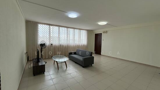 For Rent - 832 Tampines Street 82