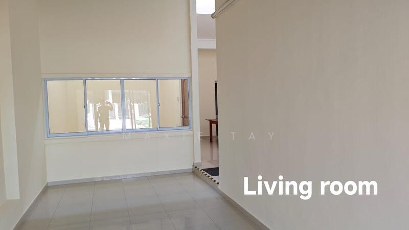 For Sale - SELETAR HILLS ESTATE