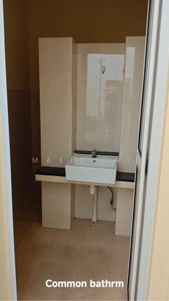 For Sale - SELETAR HILLS ESTATE