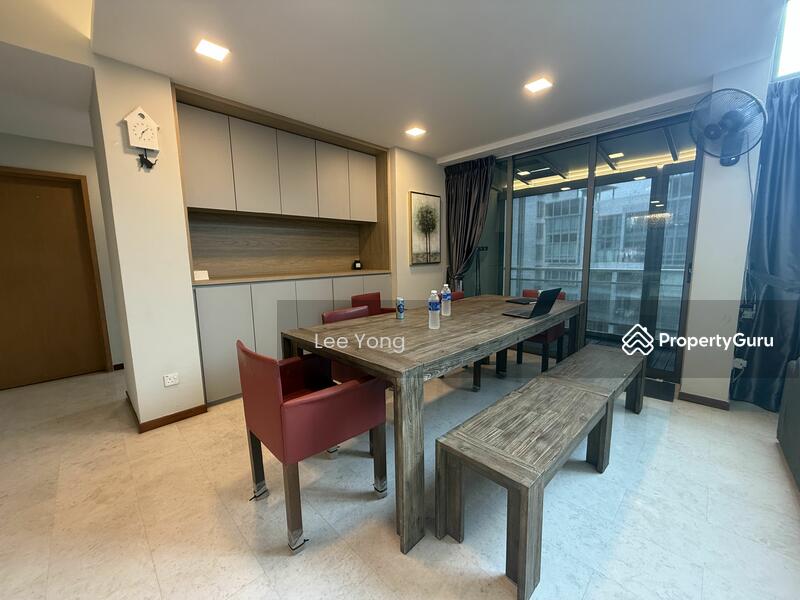 For Sale - 3 storeys, 6 bed 5 bath Penthouse, Roof Terrace, walk to mrt
