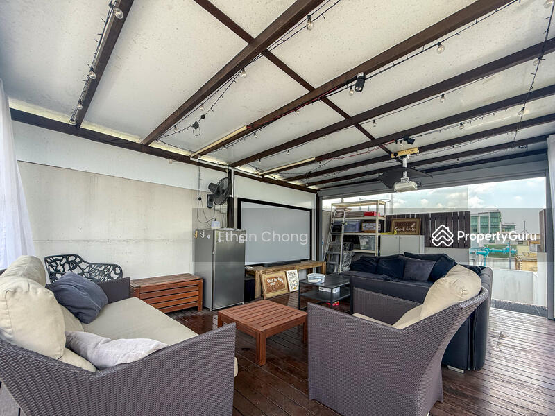 For Sale - The Quintet