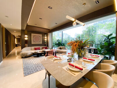 For Sale - Pinetree Hill