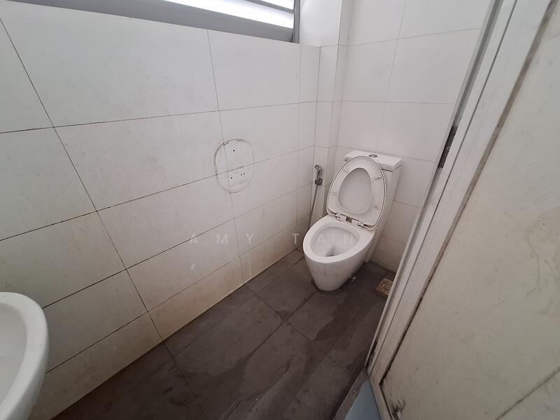 Westlink Two, 71 Tuas View Place, 2,390 sqft, Factory / Workshop (B2) For Rent, by Amy Tan, 60140440 - CommercialGuru.com.sg