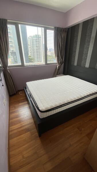 "Queen" size bed 