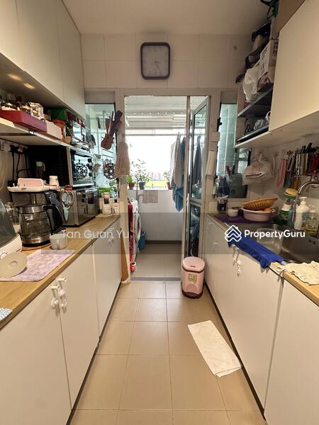 Kitchen and Service Yard
