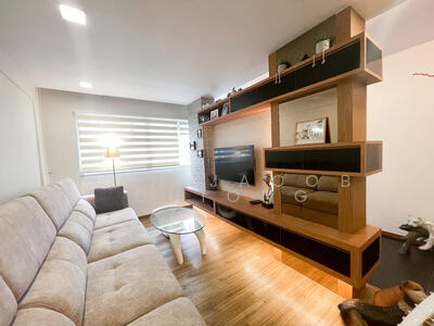 For Sale - 250 Tampines Street 21