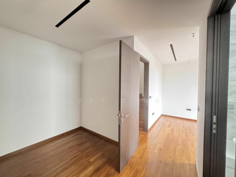 Space for Walk In Wardrobe or Study