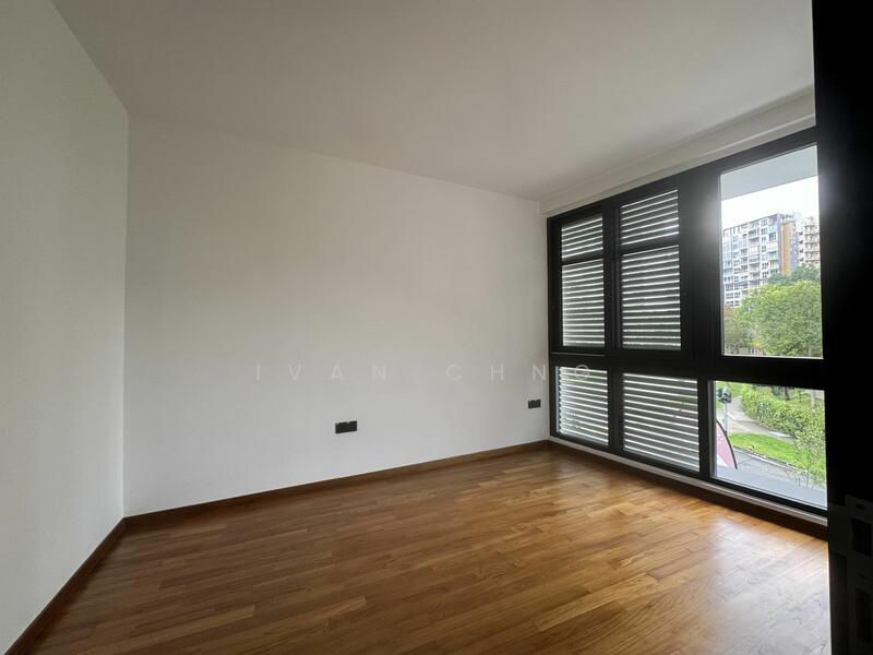 LANDED7772 ⭐⭐ $5.xM Live near the beach in a Brand New 3.5 Storey Terrace with 5 bedrooms Terraced House For Sale at S$ 5,280,000 | PropertyGuru Singapore - Common Room 3