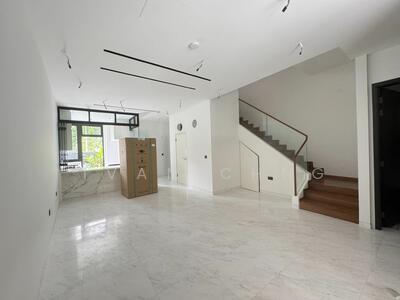For Sale - LANDED7772 ⭐⭐ $5.xM Brand New 3.5 Storey Terrace with 5 bedrooms + Walk to the Beach