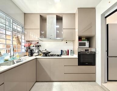 For Sale - ⭐️⭐️LANDED7772@ Thomson Garden Estate Renovated Terrace