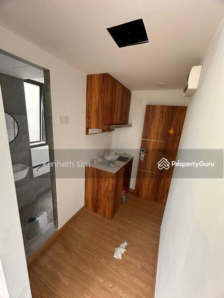 Studio with Kitchen, bathroom, washer 