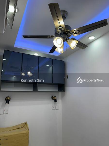 Ample cabinet and wardrobe , fan nAircon