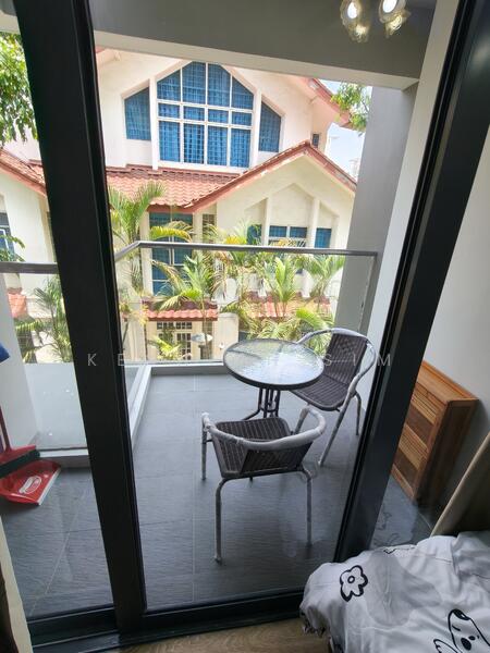 Rare balcony of Studio 3