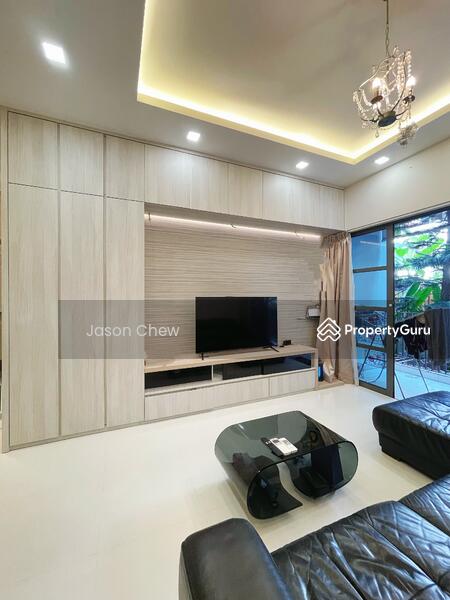 Nice Facing Living Room