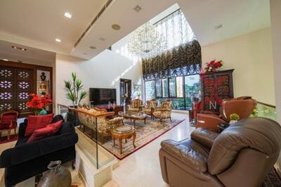 For Sale - BUNGALOW IN BLUE-CHIP FRANKLE-SIGLAP AREA