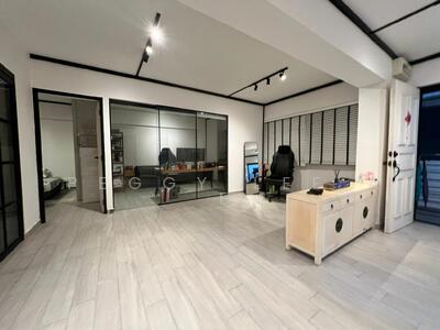 For Rent - 607 Senja Road