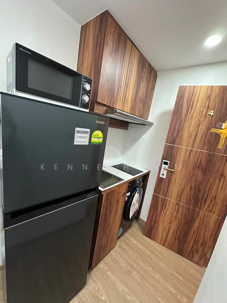 Fully equipped Kitchen electric stove 
