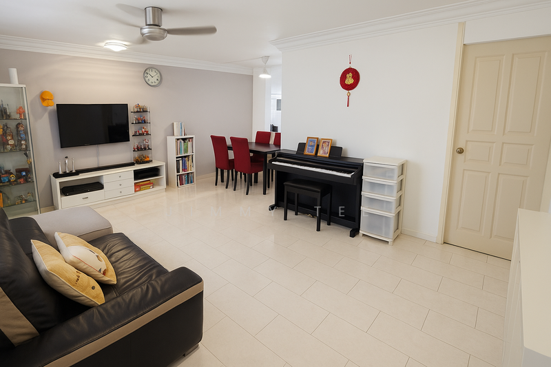 Spacious Living Room - No wasted space