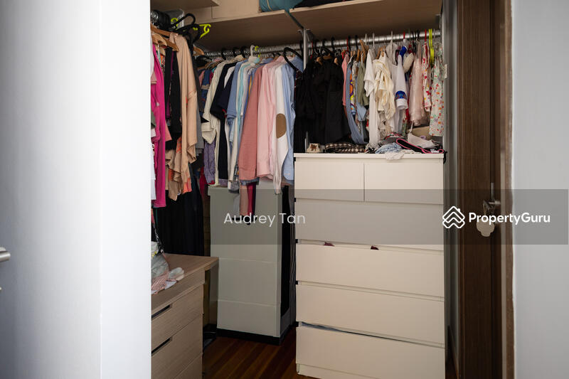 Walk in wardrobe