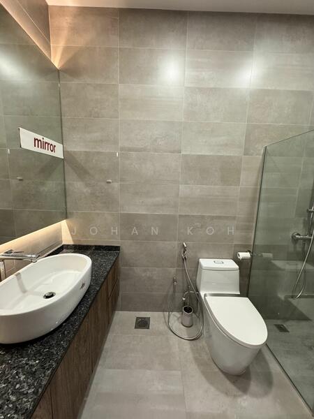 For Rent - ⭐️Move in ready ⭐️Renovated 2.5 storey terrace ⭐️