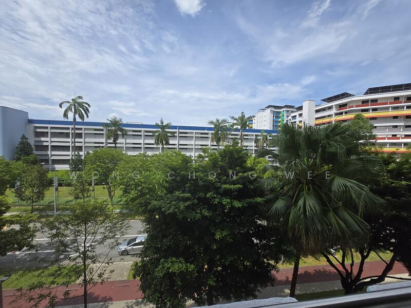 For Sale - 211 Yishun Street 21