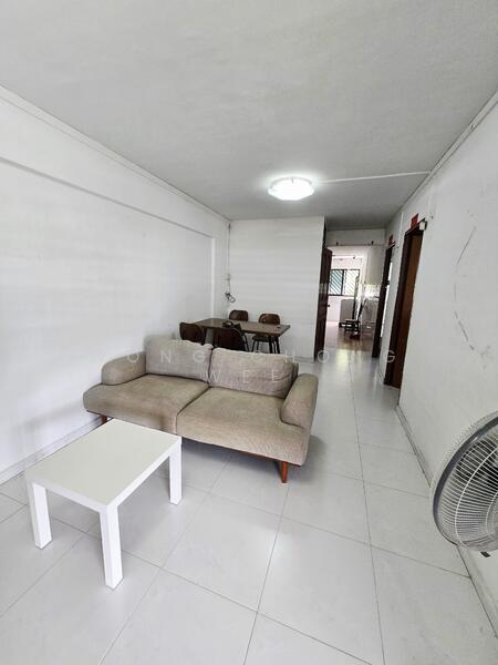 For Sale - 211 Yishun Street 21