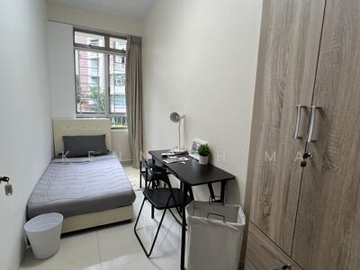 For Rent - Tropical Spring