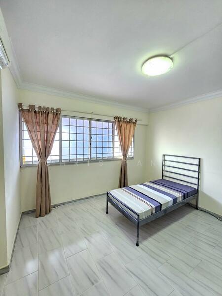 For Rent - 990 Jurong West Street 93
