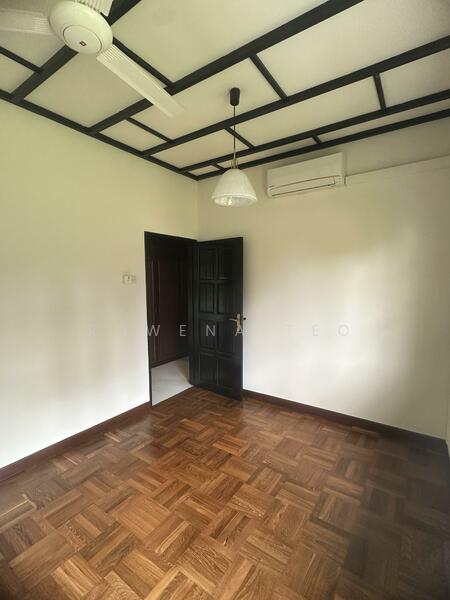 Common bedroom 1