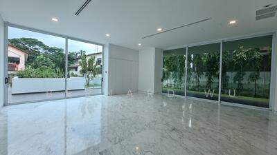 For Sale - Greenleaf View