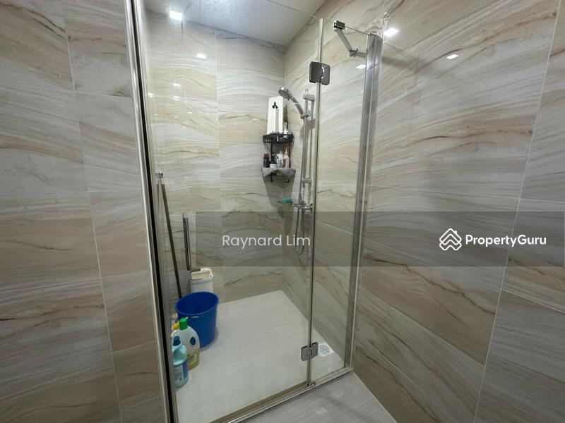 common shower