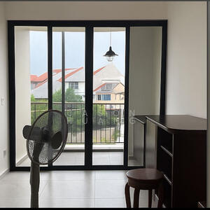 For Rent - The Watergardens at Canberra