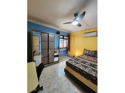 For Rent - 611 Woodlands Ring Road