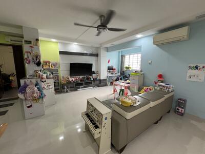 For Sale - 257 Serangoon Central Drive