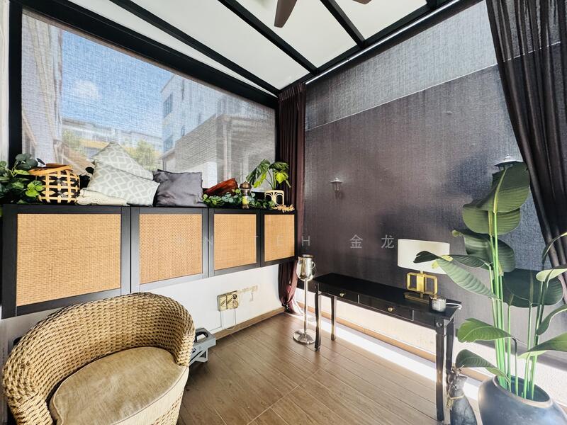 For Sale - D'Manor