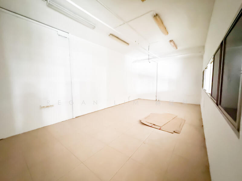 Food XChange @ Admiralty, 8A Admiralty Street, 5,597 sqft, Factory / Workshop (B2) For Rent, by Regan Lim 林鉦桀, 60142220 - CommercialGuru.com.sg