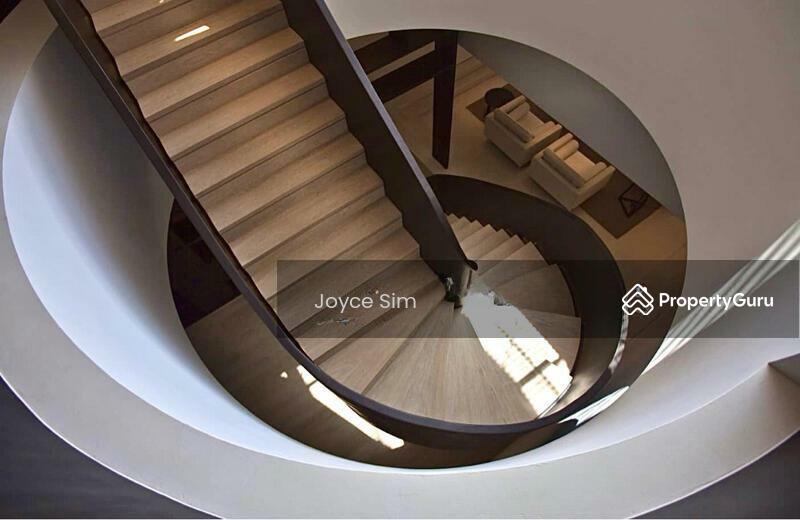 For Sale - Penthouse at Prime Location Newly Renovated
