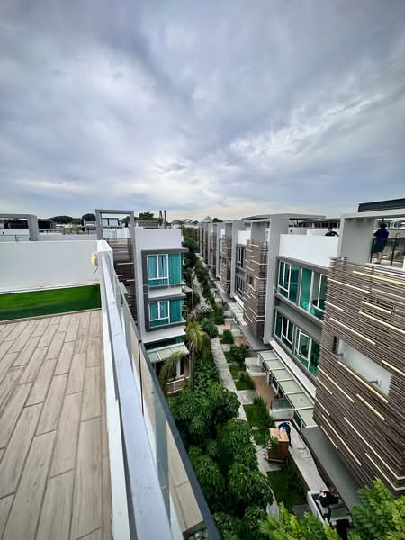 Cabana, , 5 Bedrooms, 3,122 sqft, Cluster House For Sale, by Donovan Seah, 60142652 - Exterior - PropertyGuru.com.sg