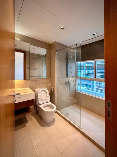 Cabana, , 5 Bedrooms, 3,122 sqft, Cluster House For Sale, by Donovan Seah, 60142652 - Bathroom - PropertyGuru.com.sg