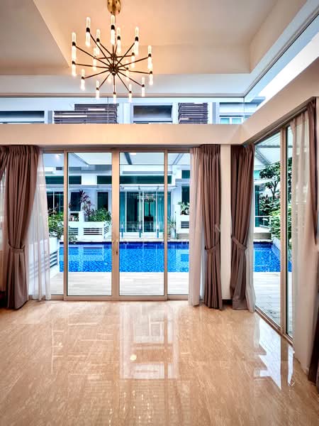 Cabana, , 5 Bedrooms, 3,122 sqft, Cluster House For Sale, by Donovan Seah, 60142652 - Living Room - PropertyGuru.com.sg