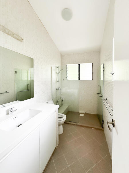 En suite bath