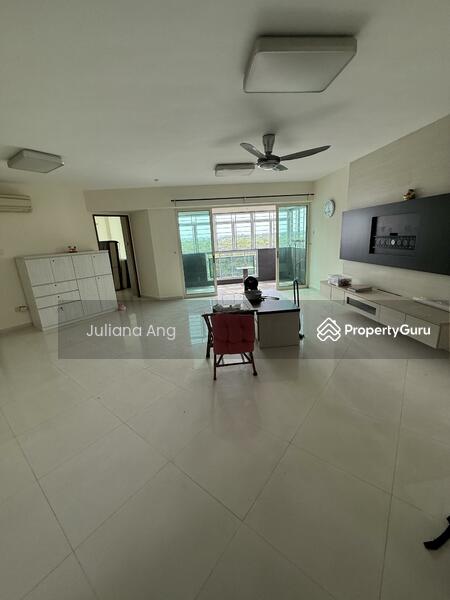 Dining & Living Room