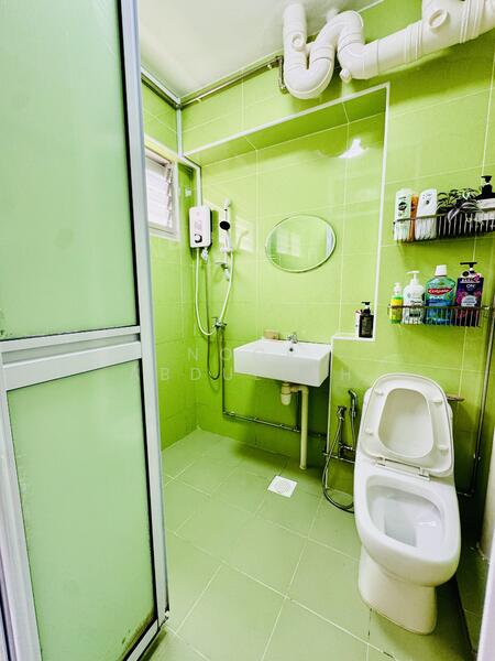 Master toilet