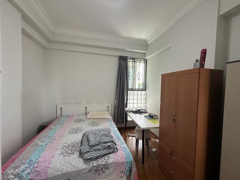 2nd Bedroom