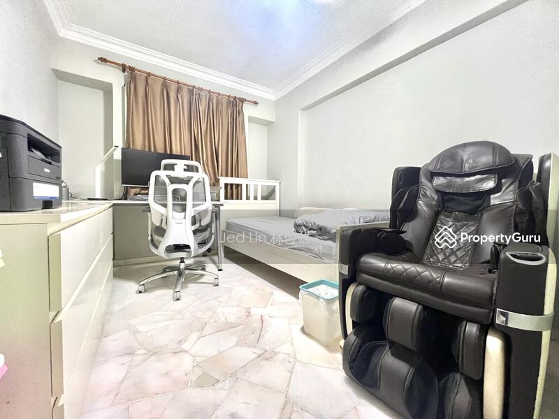 For Sale - 301A Anchorvale Drive