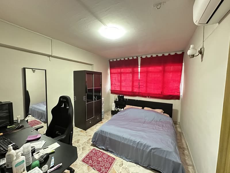 551 Ang Mo Kio Avenue 10 HDB Flat For Sale at S$ 658,000 | PropertyGuru Singapore - Bedroom